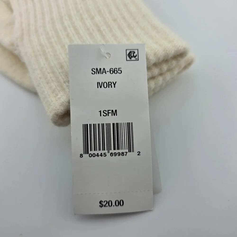 Steve Madden Ribbed Knit Touchscreen Gloves Ivory One Size NEW Minimalist Gift